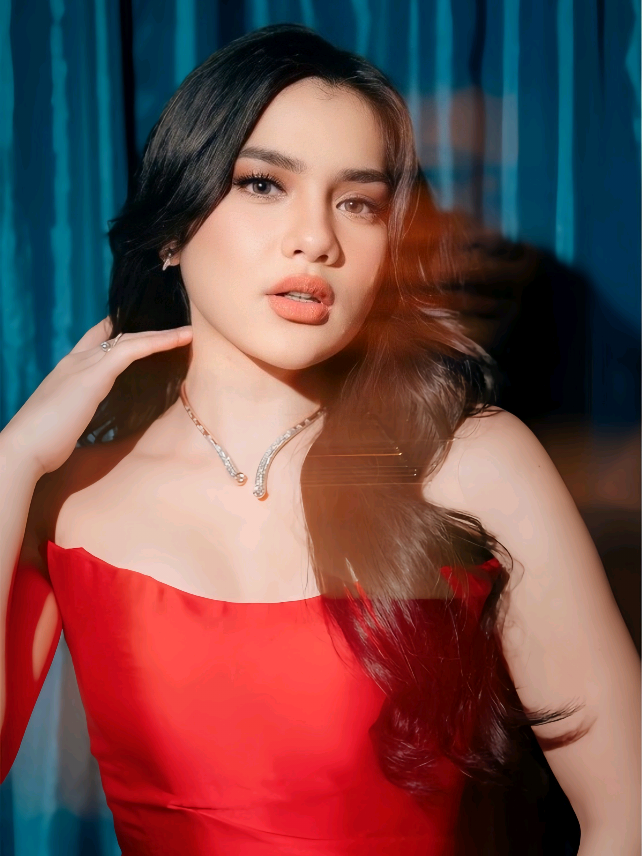 Neng Daraa @Davina Karamoy 😍❤️‍🔥 Film Kang Solah From Kang Mak X Nenek Gayung 25 September di bioskop!❤️ #fyp #davinakaramoy #kangsolahfromkangmakxnenekgayung #falconpictures #masukberanda 