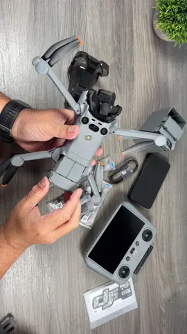 Unboxing the DJI Mini 5 Pro 