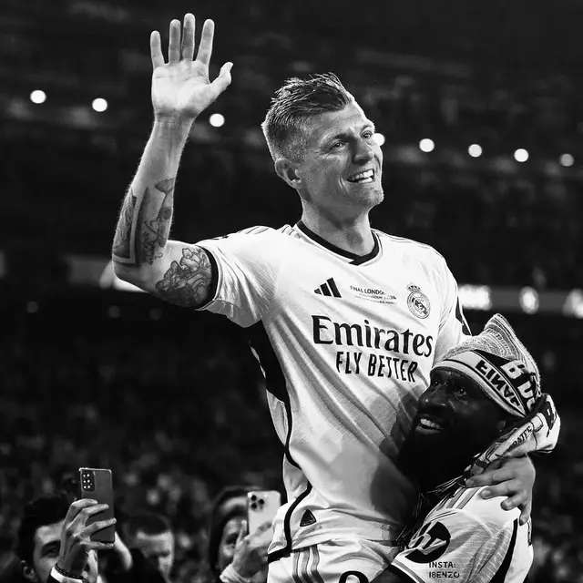 ‏Life goes by like a fast train, waiting for no one and never returning. We didn't move forward, and our memories passed without realizing their beauty. We lived every moment innocently, chasing our dreams, laughing from the bottom of our hearts, free from the worries of tomorrow. #realmadrid #kroos #fypシ #foryoupage 