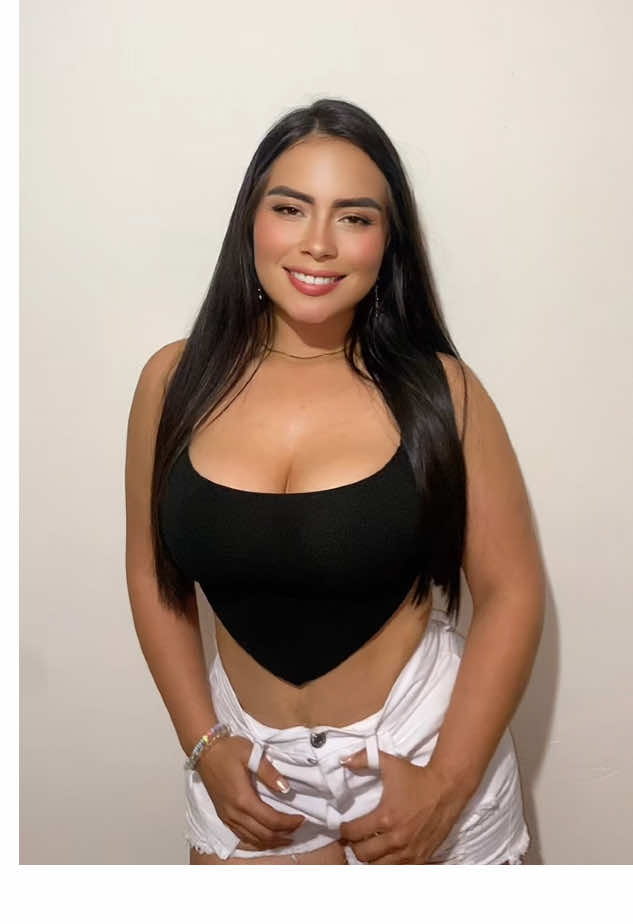 Feliz noche ✨#sonrisa #modelo #latina #linda #caralinda 