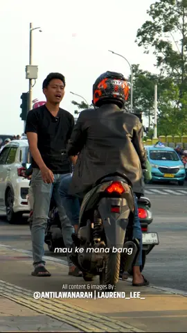 Nah tuhkan jadi ribet sendiri bang, udah gak ada spion naik trotoar lengkap sudah 🤣 jangan diulangin yak 😉 @laurend_lee_  #indonesiadarurat #edukasi #stoplawanarah #gentleantilawanarah #lawanarah #gentletrotoar #GentleAntiLawanArah 