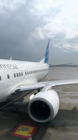 Let the rain wash away your worries #garudaindonesia  #garudaindonesia  #transportation  #aviation  #airportlife 