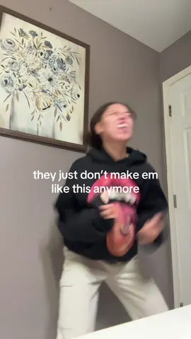 Stop this music video was like cr*ck to me when I was a kid #adamlambert 