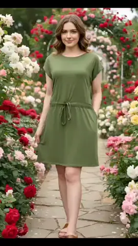 Ready for a new go-to dress? This one is a winner for comfort and style, with pockets that actually work! It's super soft and fits from S to XL. So good, you'll wanna wear it every day. #ComfortableFashion #EverydayDress #PlusSizeFriendly #CasualStyle #OOTD