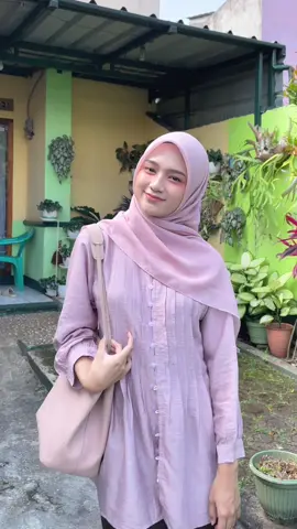 blouse gemas jgn sampe lolos