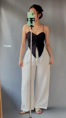 Ada yang mau tangtop gemes ini? Hayuk merapat😍 #tangtopviral #tanktopcup #OOTD #koreanstyle 