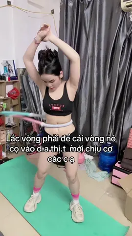 Cóa ce nào lắc vòng thích kiểu giống em k, lắc qua lớp đồ là thấy nó không đã 😅😅#leohuong8386 #viral #fyp #dotapgym #taptainha 