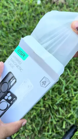 Funda ESR para iPhone 17 compatible con MagSafe #funda #iphone17 #magsafecase #newarrivals #restocksale 