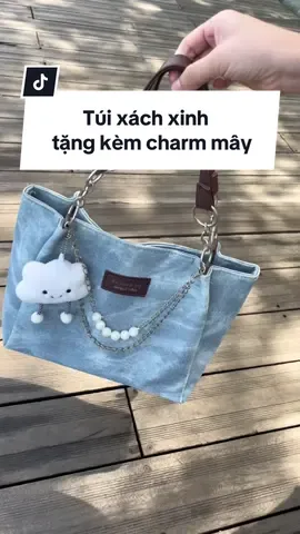 Túi công sở xinh , tặng kèm charm mây và dây ngọc #tuixinh #tuixach #tuixachxinh #tuixachdep #tuicongso 