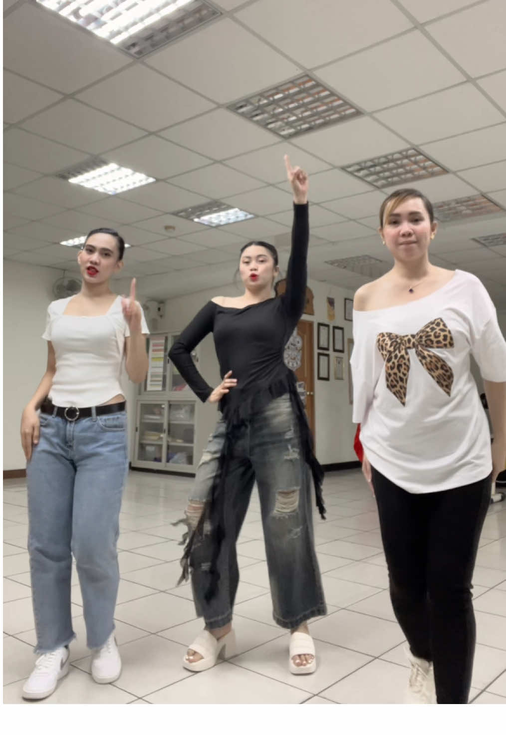tiktok muna before mag perform ng Sinulog. #baddodoy #migrantsandimmigrantsintaiwan2025 #ofwtaiwan #taiwan @Welay’s Closet Tw🇹🇼 