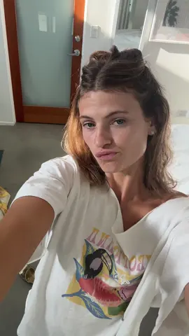 The toes was a little much 😂