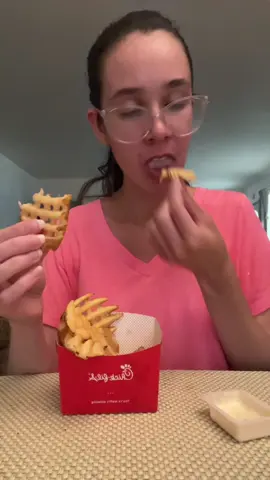 Waffle fries with ranch. #fyp #mukbang 