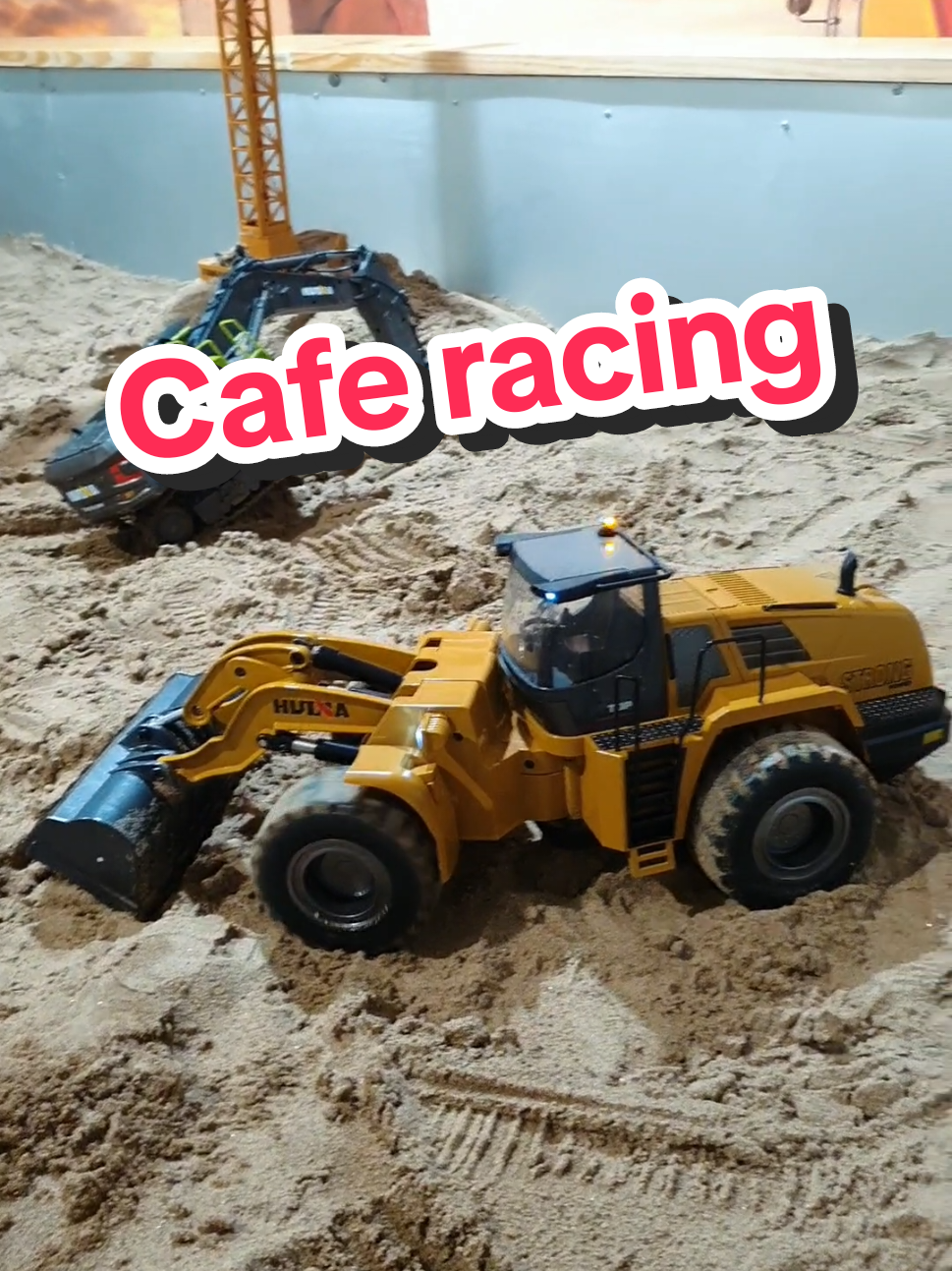 cafe có xe mô hình công trường đã có mặt tại parcmall quận 8, siêu cuốn 😂#parcmall #trending  #nbm #caferacer #xedieukhien 