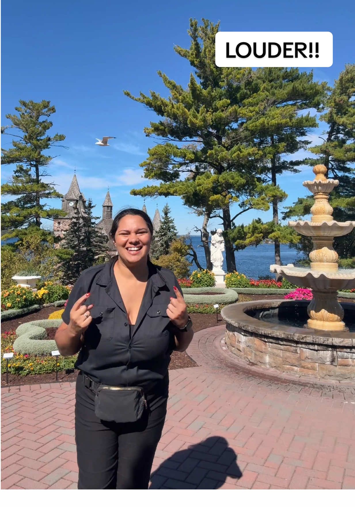 this was right after a saw @Kevin Jonas commented on my jbros thank you post and i lost it but also had to stay cool bc i was working 😆🤍🫶✨ #jonasbrothers @Jonas Brothers @joejonas @Nick Jonas 