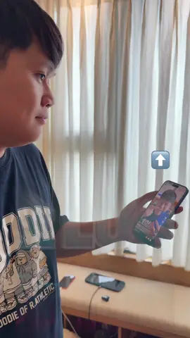 Lè lưỡi lướt Tiktok, iOS 26 ảo thật:)) #schannel 