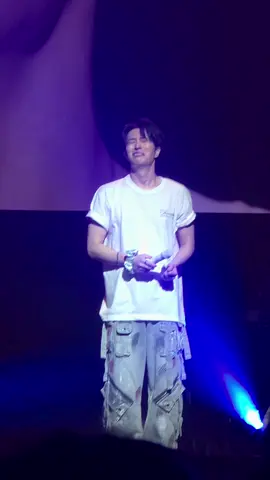 Hard Carry แบบหมดแรง 😀 #YOUNGJAE #2025youngjaeasiatour_fermatainseoul 