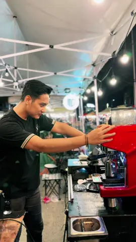 Happy weekend seng!! Sini ke @MutasiCoffee 🫶🏻🫶🏻🫶🏻 . . . . . . . . . . . . . . . . . . #mutasicoffee #tembilahan #barista #foryoupage #fypppppppppppppppppppppp 