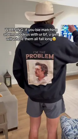 We can’t stop listening😭 #albumcover #matching #relationshipgoals #hoodie #morganwallen 