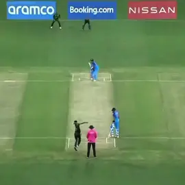 Surua Kumar Yadav vs Pakistani pacers 🤫🤑 #viral #trending #foryou #foryoupage #ukcricketfans 