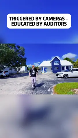 #copsoftiktok #policeofficer #auditingamerica #1stamendmentaudit 
