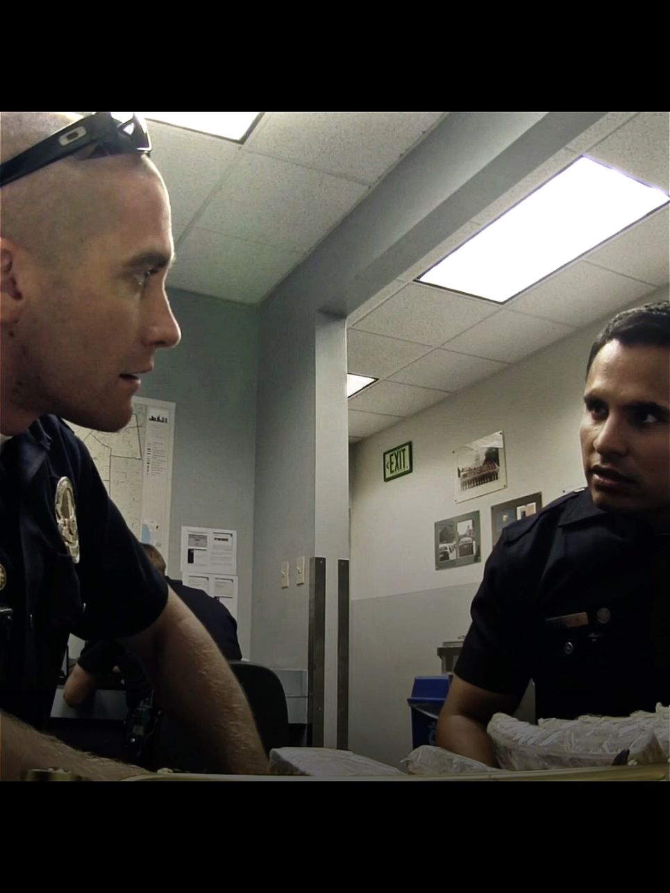 jake gyllenhaal não tem filme ruim! scp: 411 #jakegyllenhaal #endofwatch #edit #viral #fyp 