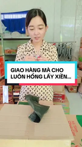 Giao hàng mà cho luôn hổng lấy xiền…#xuhuong #daythuncottoc #daythunbuoctoc #LearnOnTikTok #caitiemnhoxiu 