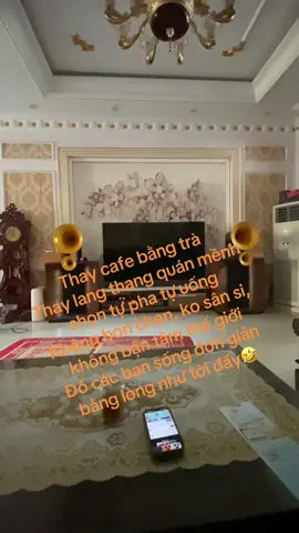 Đấy anh bảo tôi: ngoan ở nhà cho bình an. Ok ok 