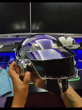 From raw print to full chrome 🤩 #daftpunk #propmaker #3dprint 