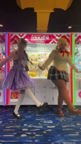 with my fav @Demi<3 #cosplay #mamitomoe #crybabymelaniemartinez #fyp