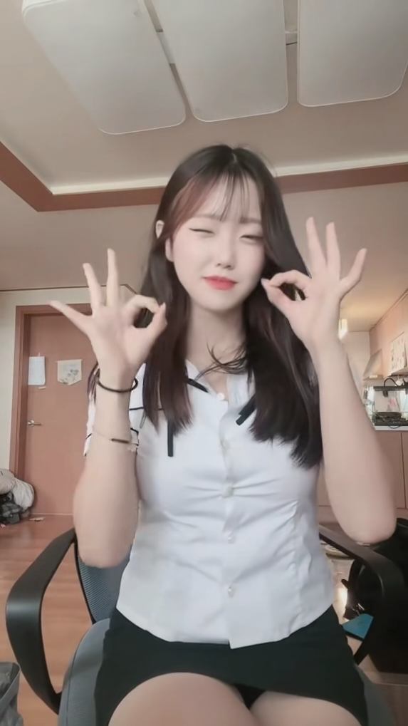 #추천 #추천떠라 #07 #08 #09 #속바지 #속바지입음 #고딩 #중딩 #교복 #교복모음