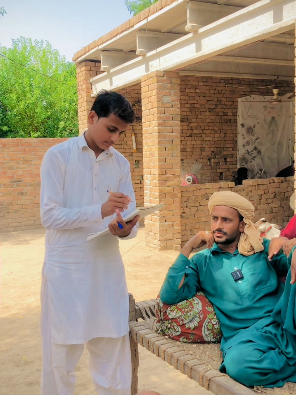 Chaudhary Sahab to vade gaya 🤣🤣😅😜 @Zubair Khan 2 #zubairkhan #viral #trending #zubairkhan55 #fyp plz TikTok team don't under review my video