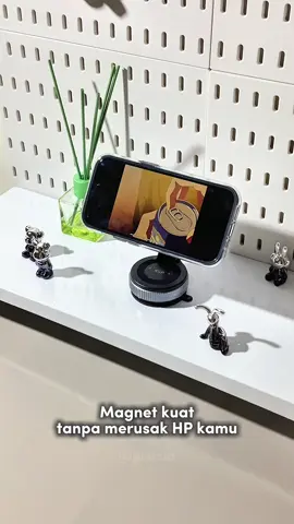 Sekali tempel, langsung lengket! Magnetic Vacuum Phone Holder bikin hape kamu selalu aman & stabil, bahkan di jalanan paling bergelombang 🚗✨ #NoJatuhNoRibet #magneticphoneholder #kiipmch09 #modalkontendoang 