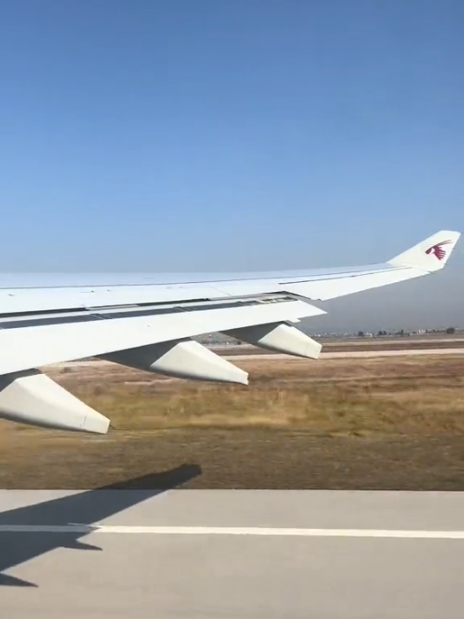 good bye Pakistan🇵🇰 going to Qatar 🇶🇦#qatar #foryoupage #viralvideo #unfreezemyacount #fyp 
