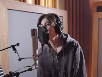 เมื่อวานที่ว่า bb ยังไม่ค่อยดีต้องแก้รึป่าว ฮรืออ เอเอน่ารักตลอดเลยยย ภูมิใจในตัวเอเอนะ🥹🎸✨💫🩵 #AAashirakorn #BUSbecauseofyouishine 