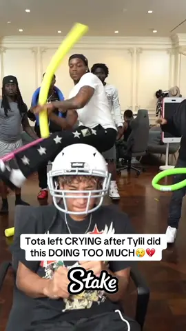Tota just cried for the first time leaving Kai’s stream because of what tylil did🤧#kaicenat #tota #mafiathon3 #fyp