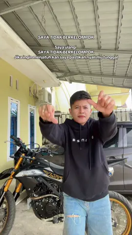 Dak hobi berkelompok kebanyakan toxic nyo 🥴 #fyp #hiburan #baturaja #elenfood #joget 