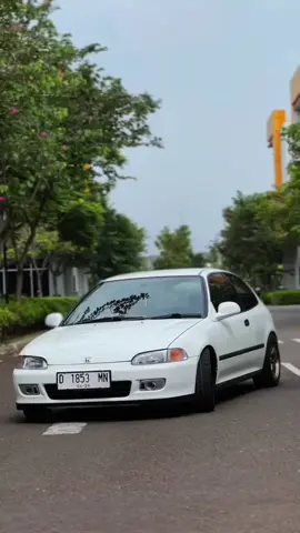 siapa nih yang dulu nyesel pernah jual ni mobil? ☺️ #honda #civic #civicestilo  #jdm #sports 