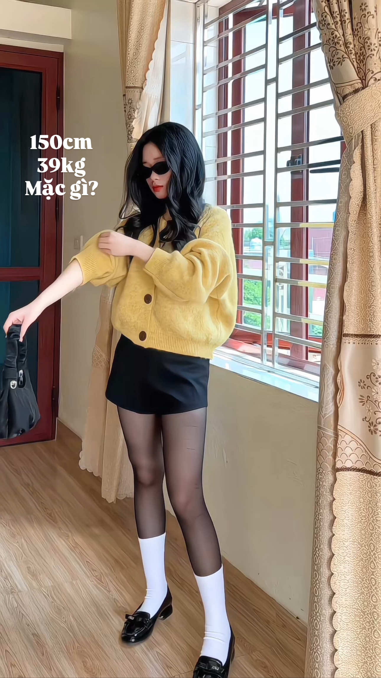 Thu này chỉ cần cardigan vàng là đủ ấm 💛🍂 #quynhxmac #reviewdoM50 #autumnoutfits #ottd #fyp #fallvibes 