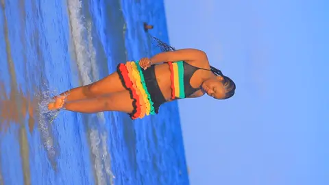 Beach life is sunshine and smiles#fyyyyyyyyyyyyyppppppppppppppppp #fyyyyyyyyyyyyyppppppppppppppppp 