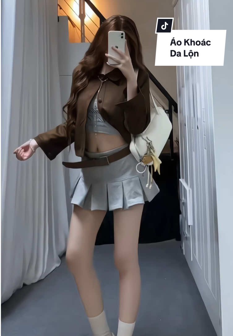 Sắm áo khoác da lộn mặc đông chứ nhỉ❄️❄️🧣 #247store #aokhoacdalon #aokhoacdalonnu #thaosuneo #viraltiktok 