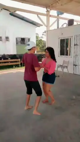 bailando bachata✨ obrigada por me conduzir, amigo✨ #bavhatadancers #bachata #bachatadance #dance 