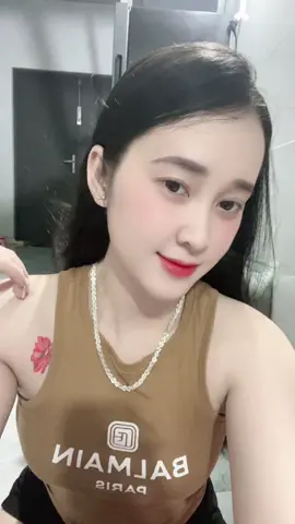 Thương cho phận bèo rôiiiii 😁#xh 