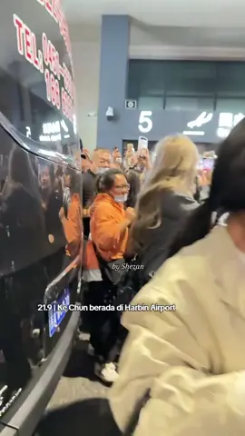 Wow Seantusias itu semuanya sama kamu #kechun yang ada di Harbin Airport ✈️