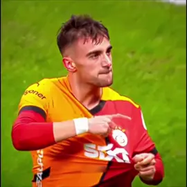 #keşfetbeniöneçıkar #keşfetedüş #keşfetteyizzz #keşfetbeniöneçıkar #keşfet 