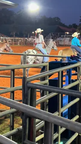 Ran a clean 16.6 in slacks tn 👌🏻 #fyp #barrelracer #broncrider #riverranch #rodeo 