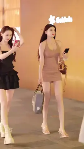 아름다운 소녀들 #스트리트패션 #스타일 #aiartmodellookbook 