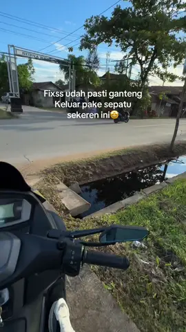 Yakali gak dibeli sekeren ini!! #sepatupriakeren #sepatupriakekinian #sepatucani 