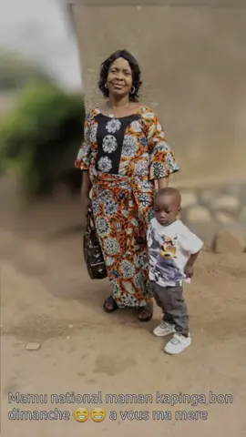 ma mère biologique loin des yeux près du cœur. #viraltiktok#visibilité#follower#photography#motivation #