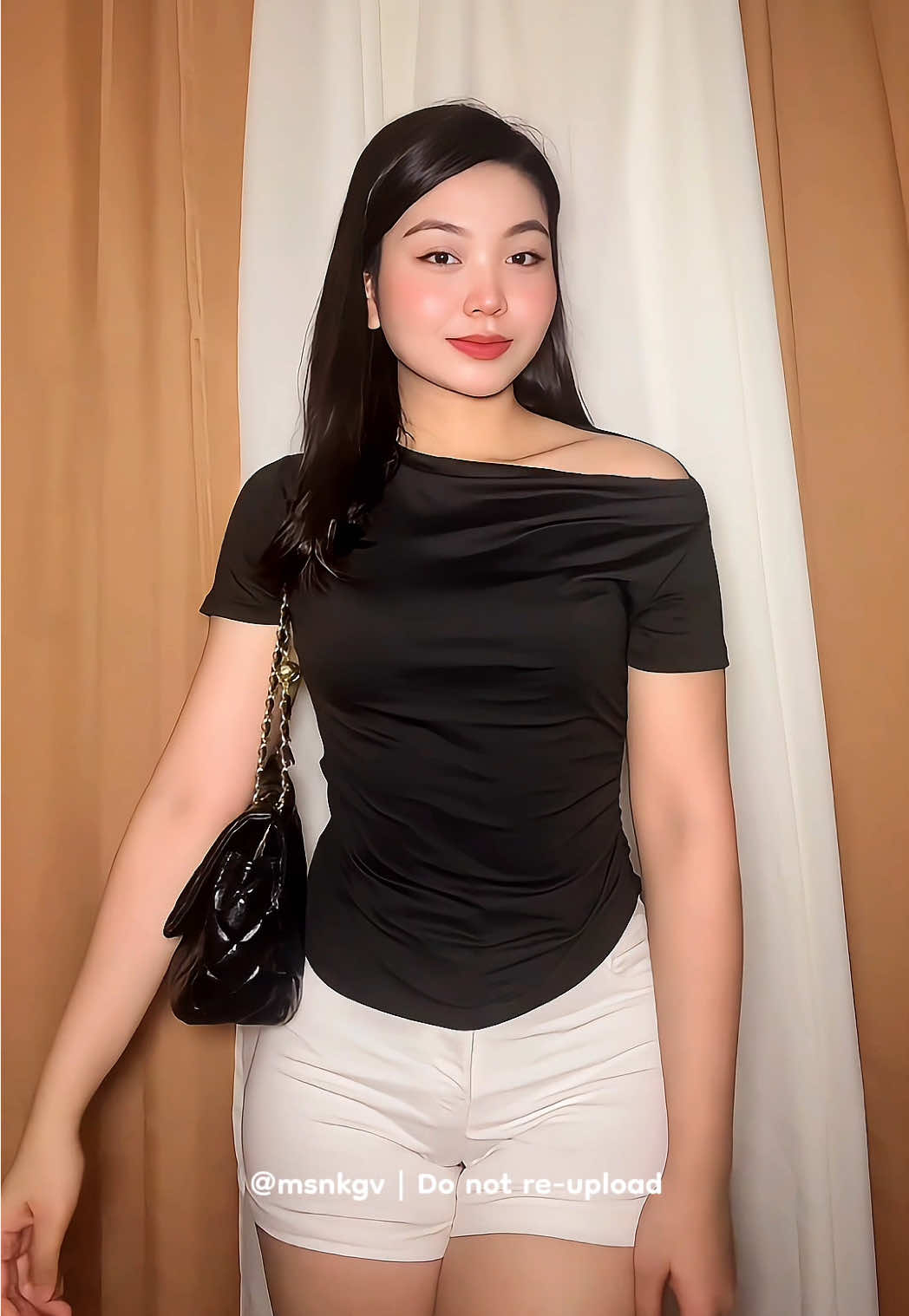 Hiii 🤭  #fypシ゚ #foryourpage #trendingtiktok 