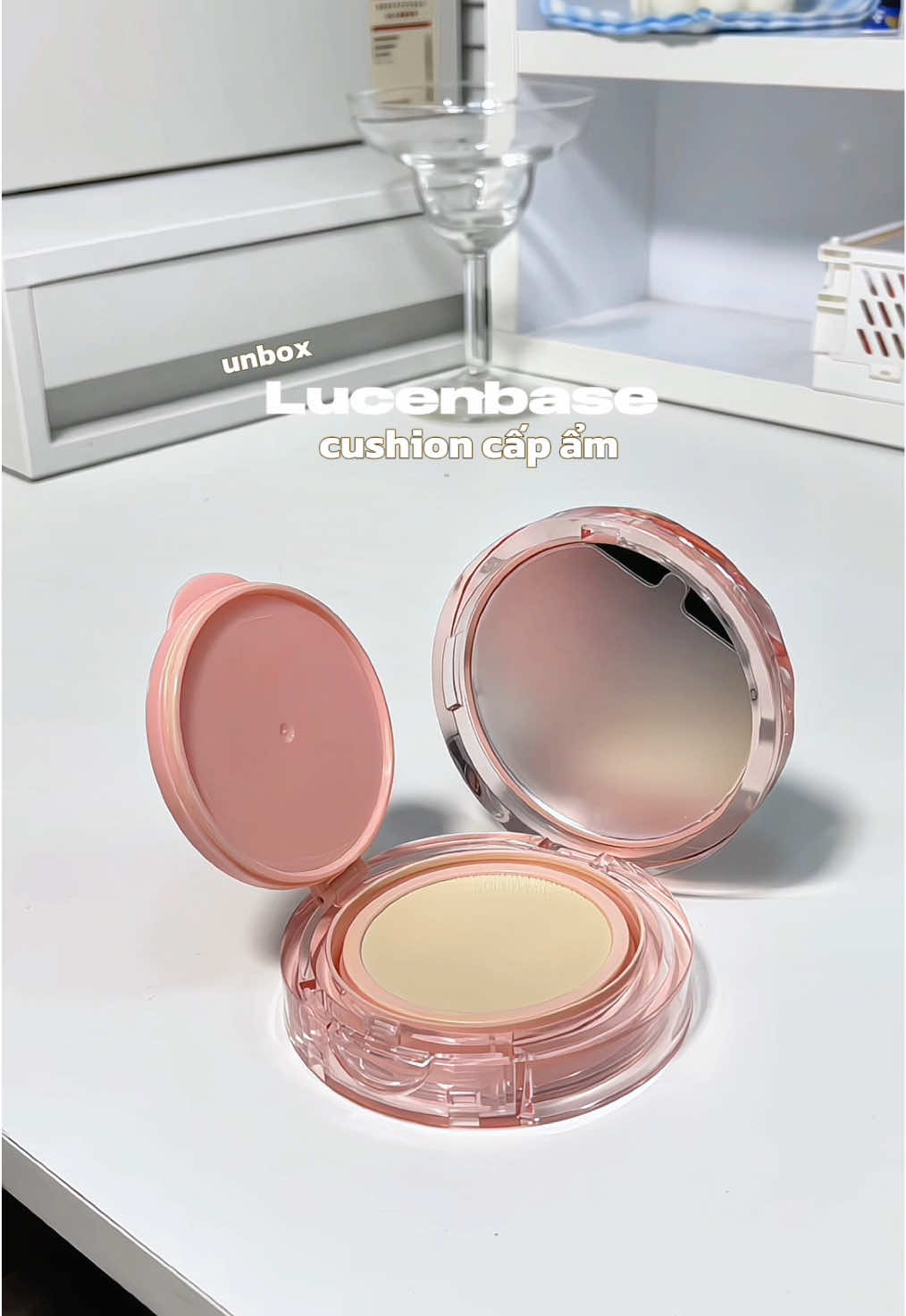 “Một chiếc cushion Lucenbase  hồng cute, mỏng nhẹ, giá siêu hời “ 🍉🍒✨ #lucenbase #cushion #halinhreview #makeup #cushionlucenbase 